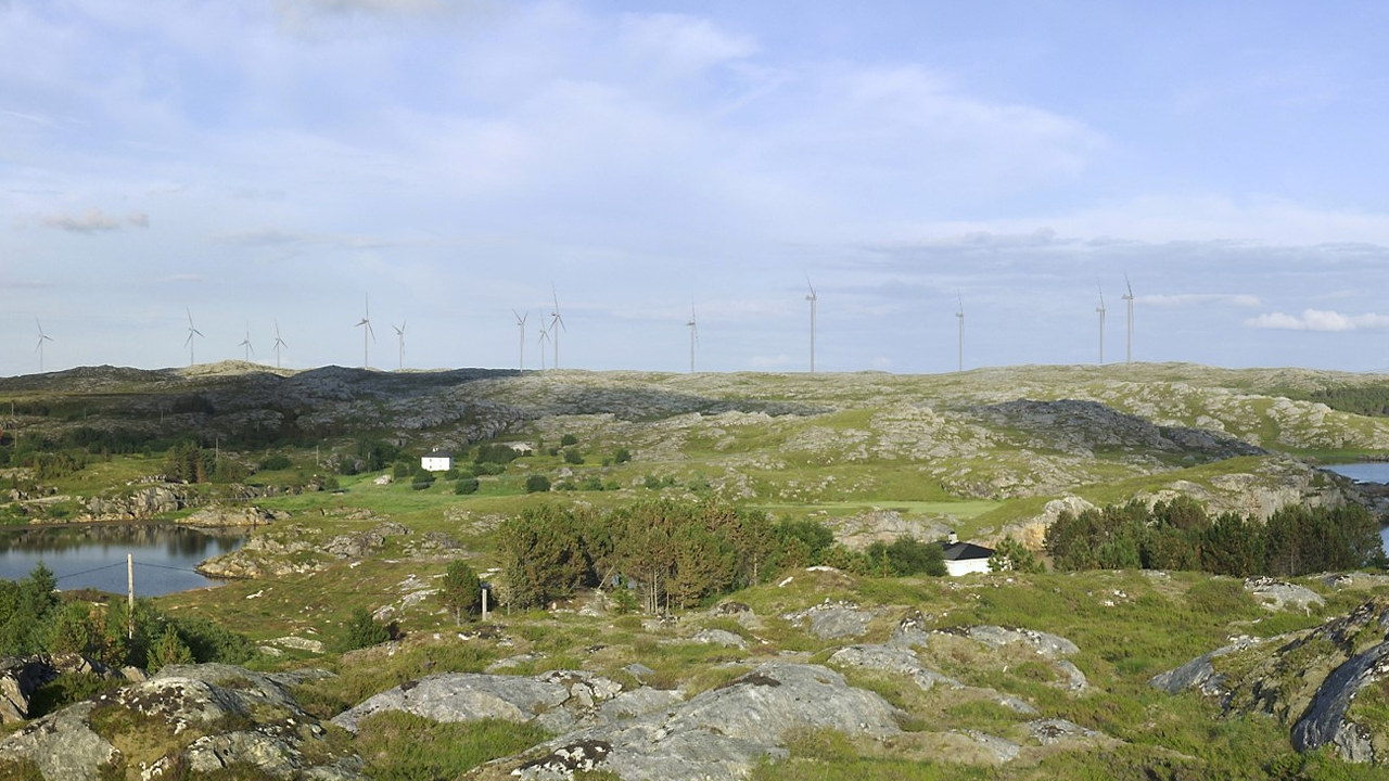 Frøya vindpark skal bygges i Frøya kommune og konsesjonen ble gitt allerede i 2012. Illustrasjon: TrønderEnergi