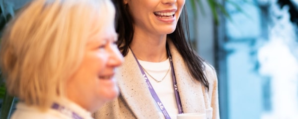 Sissel Baastrup, Anna Estensen og Thor Egil Braadland i en samtale.